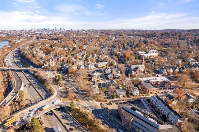 9-17 Baldwin St 15C, Newton, MA 02458