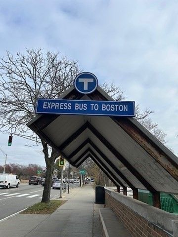 9-17 Baldwin St 15C, Newton, MA 02458