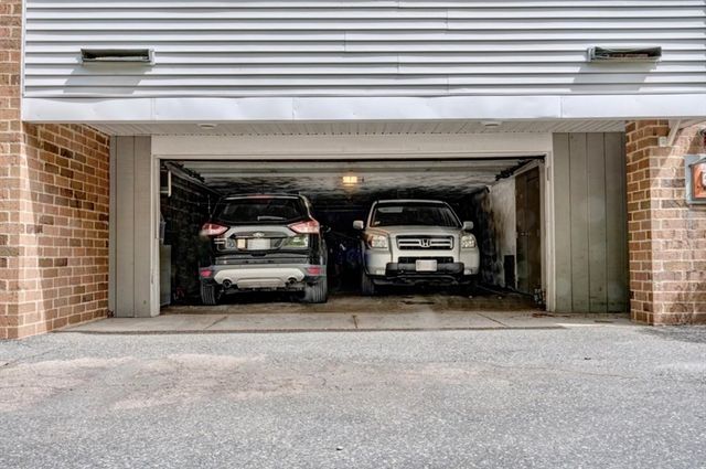 9-17 Baldwin St 15C, Newton, MA 02458