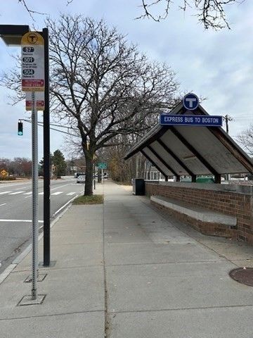 9-17 Baldwin St 15C, Newton, MA 02458