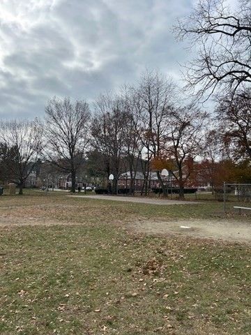 9-17 Baldwin St 15C, Newton, MA 02458