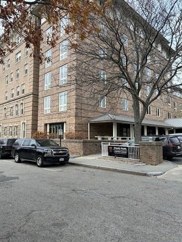 9-17 Baldwin St 15C, Newton, MA 02458