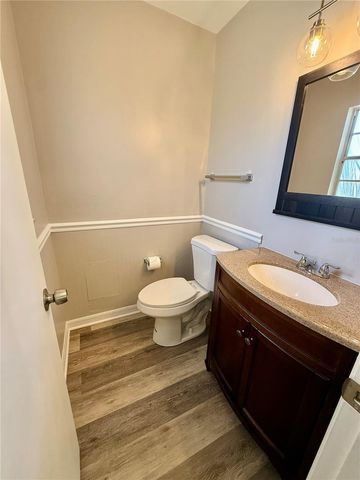 2403 ASPINWALL STREET, Sarasota, FL 34237