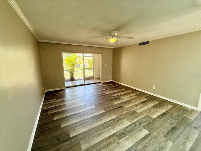 2403 ASPINWALL STREET, Sarasota, FL 34237