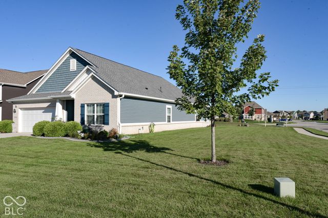 6798 W Wintergreen Court, Mccordsville, IN 46055