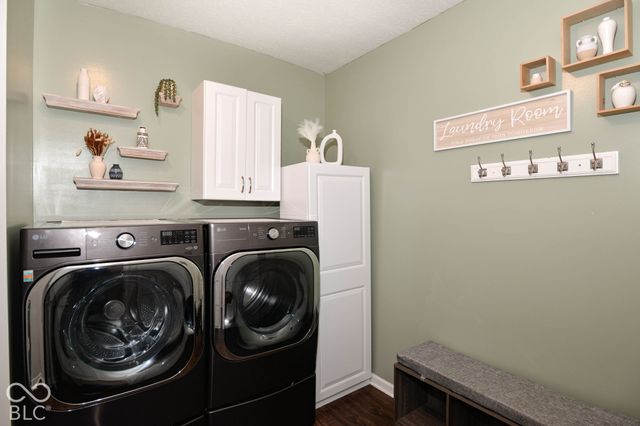 6798 W Wintergreen Court, Mccordsville, IN 46055