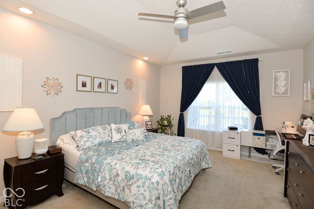 6798 W Wintergreen Court, Mccordsville, IN 46055