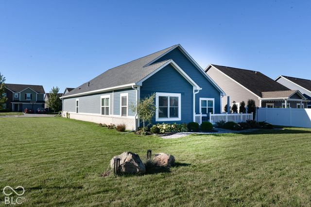 6798 W Wintergreen Court, Mccordsville, IN 46055