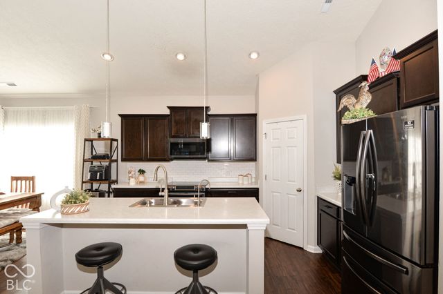 6798 W Wintergreen Court, Mccordsville, IN 46055