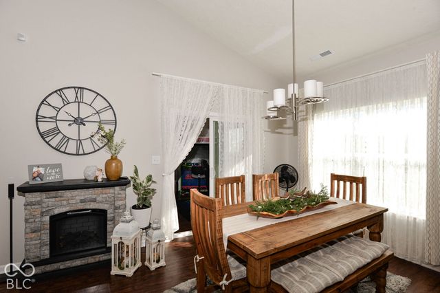6798 W Wintergreen Court, Mccordsville, IN 46055