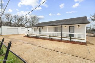 1030 Greymont Street, Jackson, MS 39202