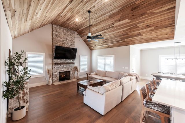 1160 Hearn Hill Rd, Watertown, TN 37184