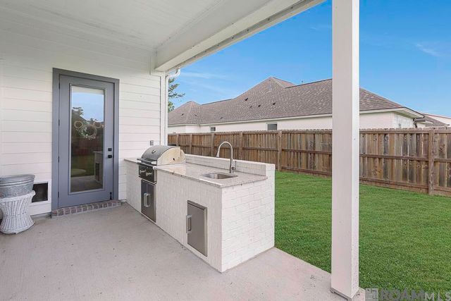 17915 Delaney Dr, Central, LA 70739