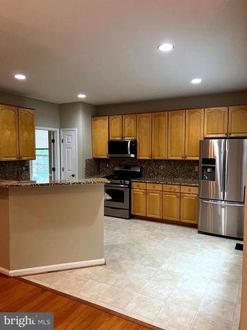 47370 VICTORIA FALLS SQ, Sterling, VA 20165