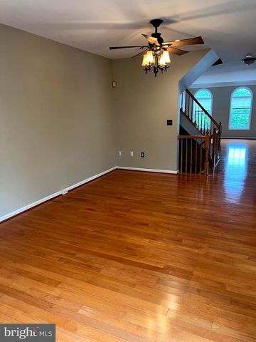 47370 VICTORIA FALLS SQ, Sterling, VA 20165