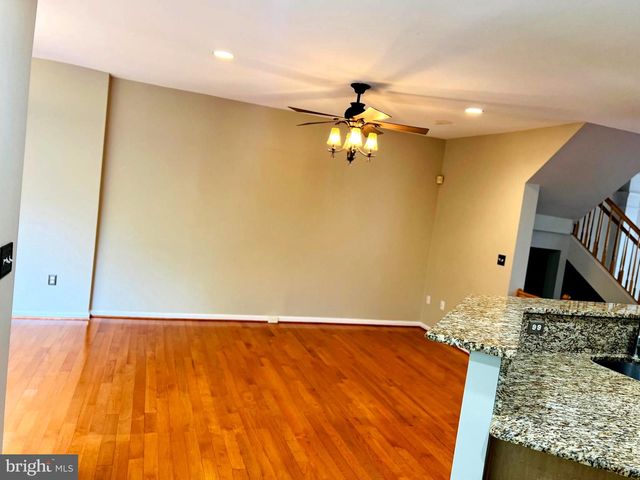 47370 VICTORIA FALLS SQ, Sterling, VA 20165