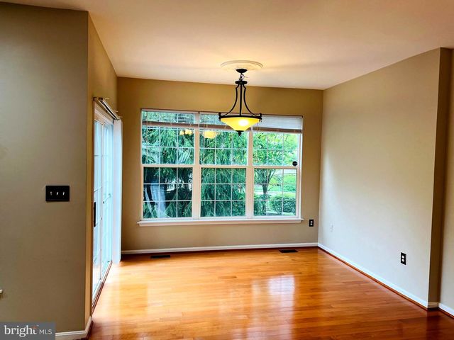 47370 VICTORIA FALLS SQ, Sterling, VA 20165