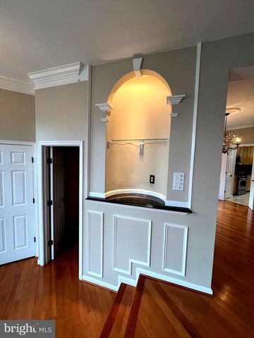 47370 VICTORIA FALLS SQ, Sterling, VA 20165