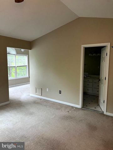47370 VICTORIA FALLS SQ, Sterling, VA 20165