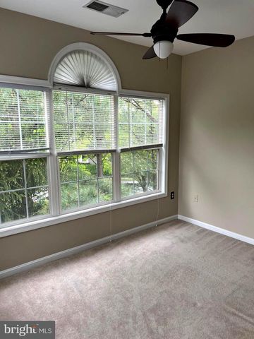 47370 VICTORIA FALLS SQ, Sterling, VA 20165