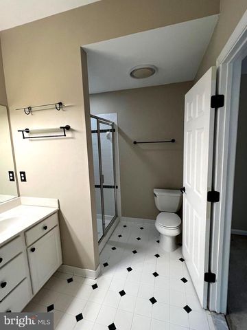 47370 VICTORIA FALLS SQ, Sterling, VA 20165