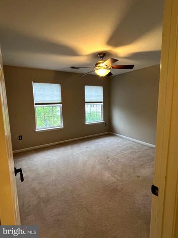 47370 VICTORIA FALLS SQ, Sterling, VA 20165