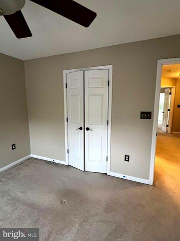 47370 VICTORIA FALLS SQ, Sterling, VA 20165