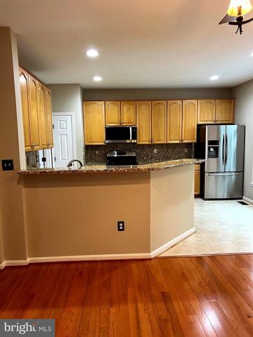 47370 VICTORIA FALLS SQ, Sterling, VA 20165