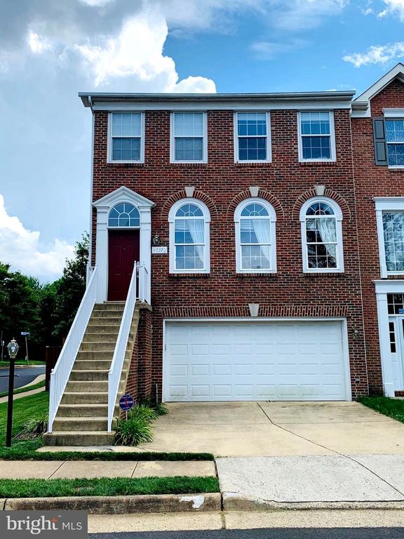 47370 VICTORIA FALLS SQ, Sterling, VA 20165