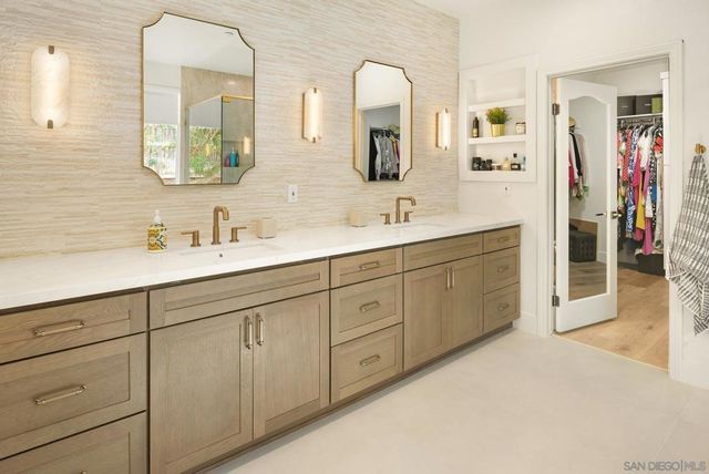 10528 Pinion Trl, Escondido, CA 92026