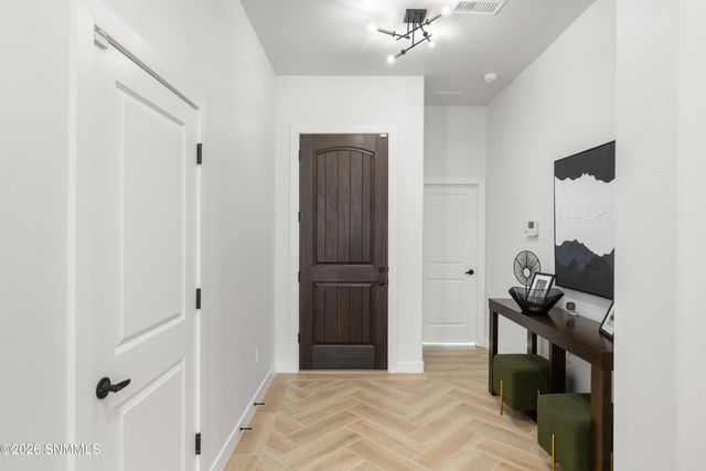 3760 Portrait Street, Las Cruces, NM 88012