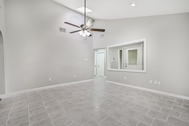 5220 Krueger Drive, Dickinson, TX 77539