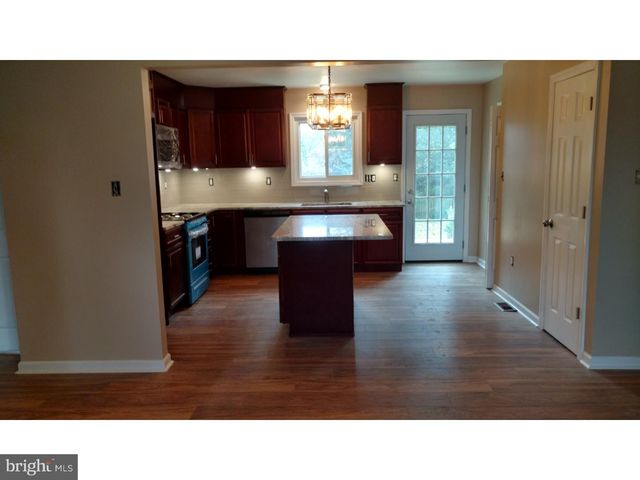 17 FIFTH AVENUE E, Cherry Hill, NJ 08003