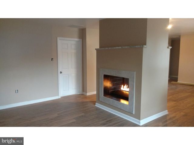 17 FIFTH AVENUE E, Cherry Hill, NJ 08003