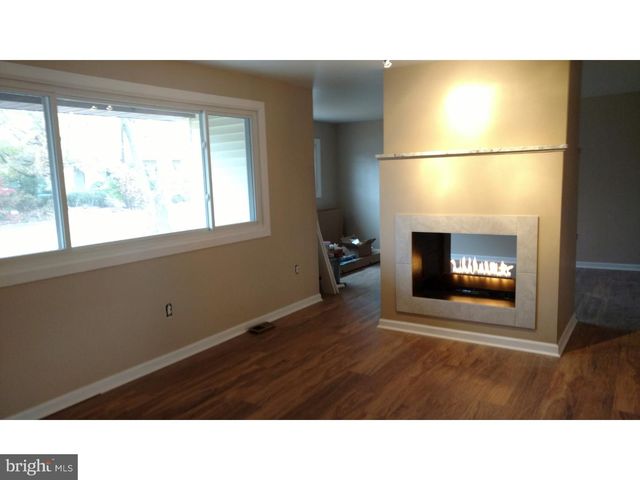 17 FIFTH AVENUE E, Cherry Hill, NJ 08003