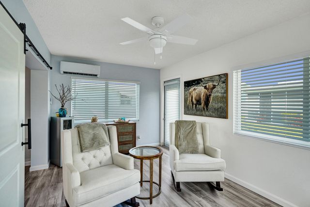 901 SW 6th Avenue, Boynton Beach, FL 33426