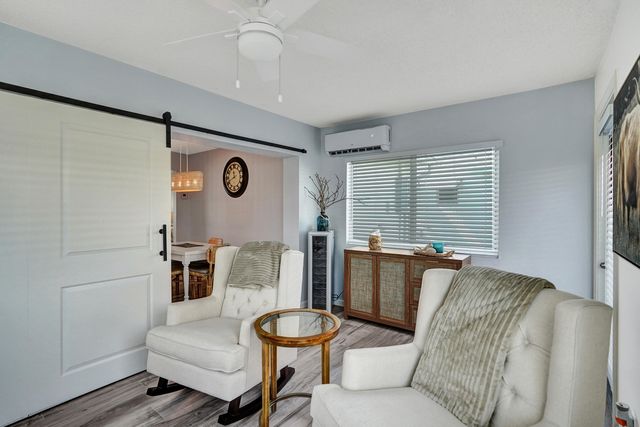 901 SW 6th Avenue, Boynton Beach, FL 33426