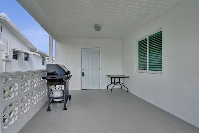 901 SW 6th Avenue, Boynton Beach, FL 33426