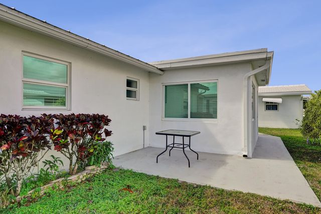901 SW 6th Avenue, Boynton Beach, FL 33426