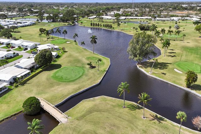 901 SW 6th Avenue, Boynton Beach, FL 33426