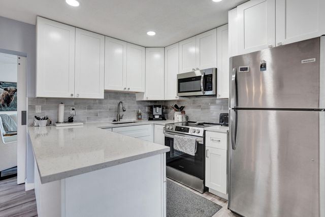 901 SW 6th Avenue, Boynton Beach, FL 33426