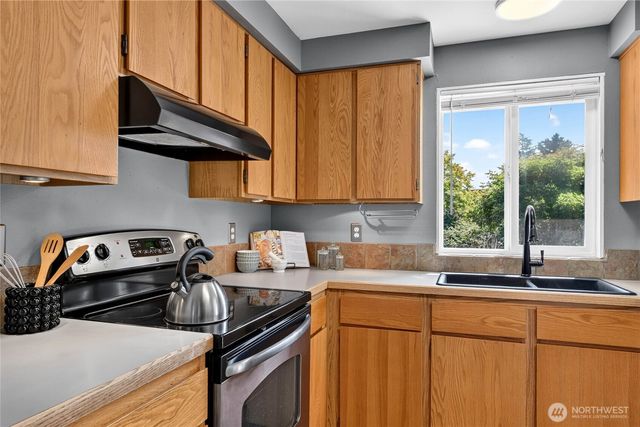 2412 U Street NW, Auburn, WA 98001