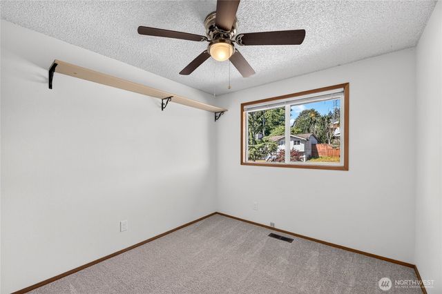 2412 U Street NW, Auburn, WA 98001