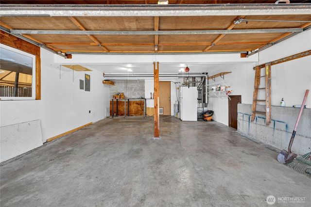 2412 U Street NW, Auburn, WA 98001