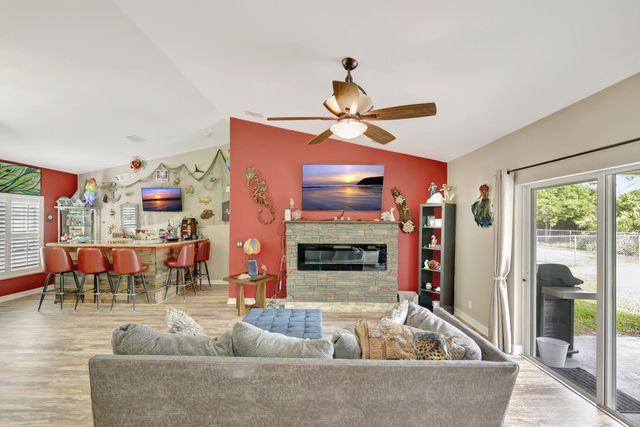 3837 SW Daisy Street, Port St Lucie, FL 34953