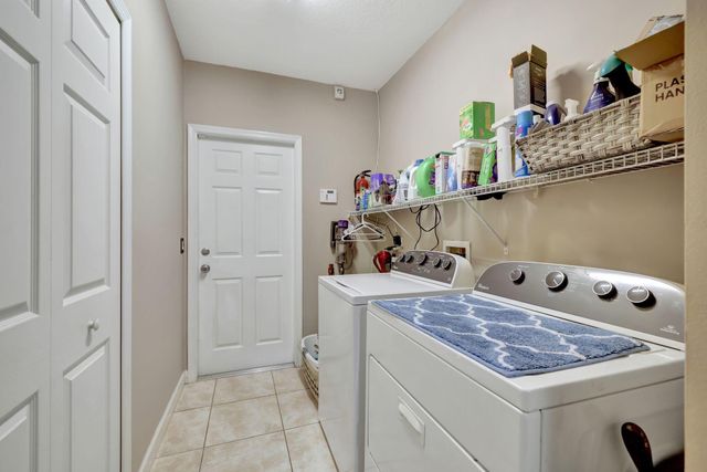 3837 SW Daisy Street, Port St Lucie, FL 34953