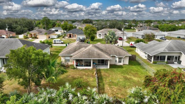 3837 SW Daisy Street, Port St Lucie, FL 34953