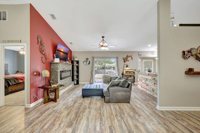 3837 SW Daisy Street, Port St Lucie, FL 34953