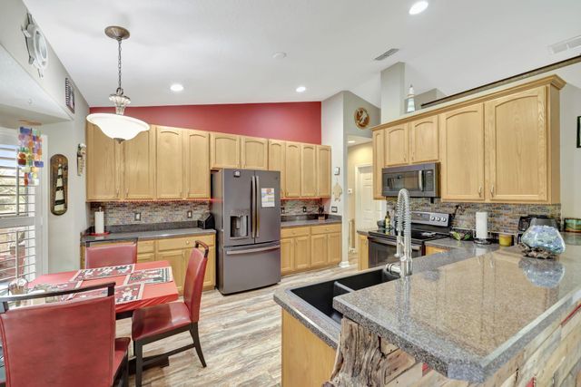 3837 SW Daisy Street, Port St Lucie, FL 34953