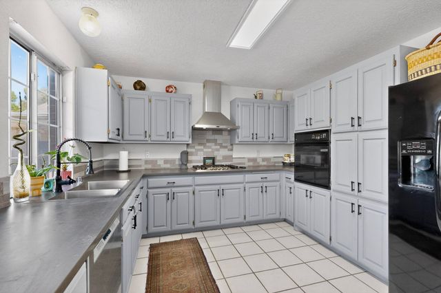 10805 Wasatch Road SE, Albuquerque, NM 87123